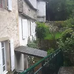 La Maison De Grand-mere Angele Saint-Jean-du-Bruel