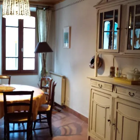 La Maison De Grand-mere Angele Lägenhet *